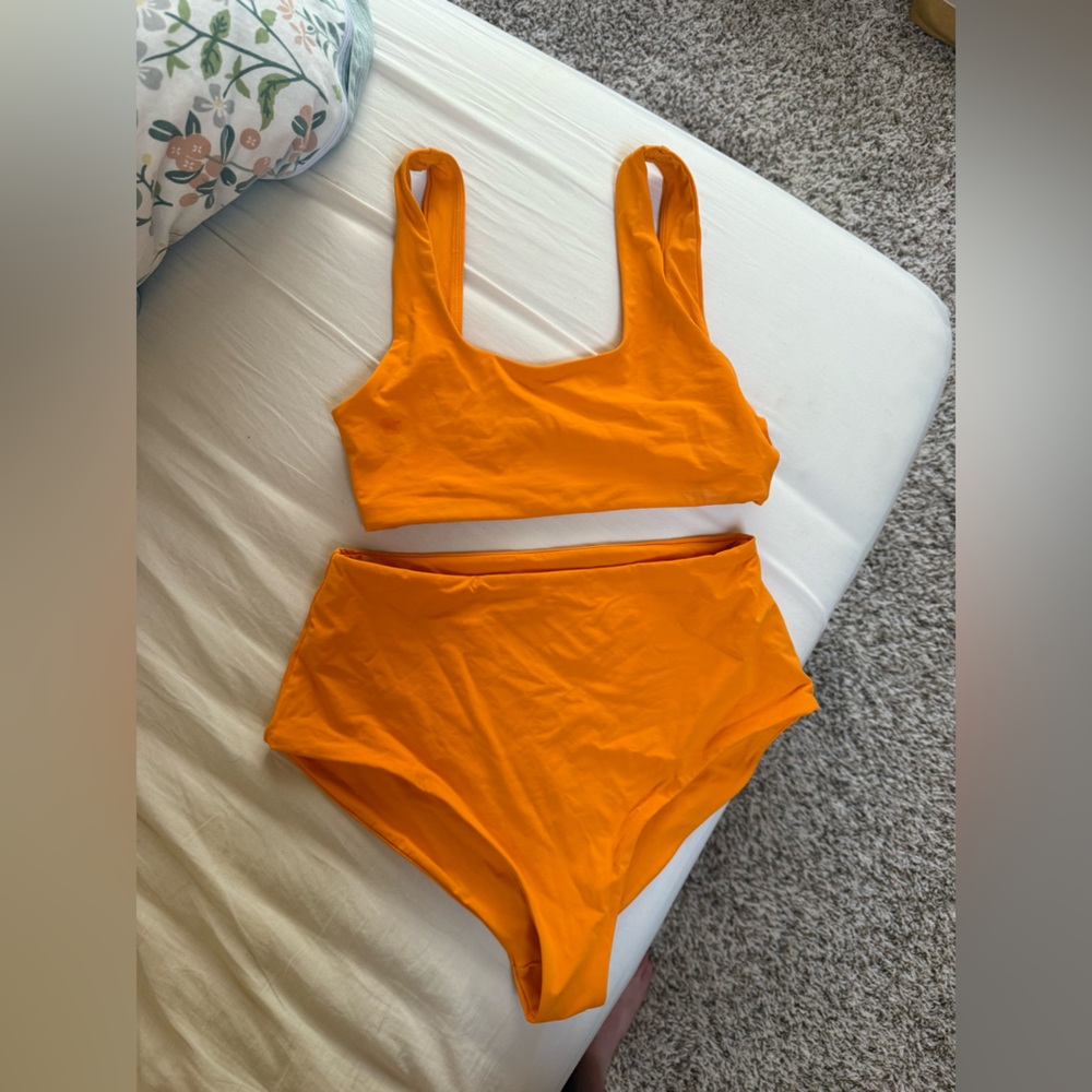 Girlfriend Collective “Koi” Bikini Set (XS/S)